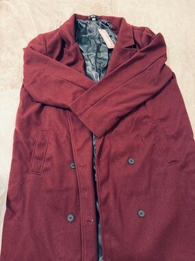 Women's Double-Breasted Burgundy  Coat